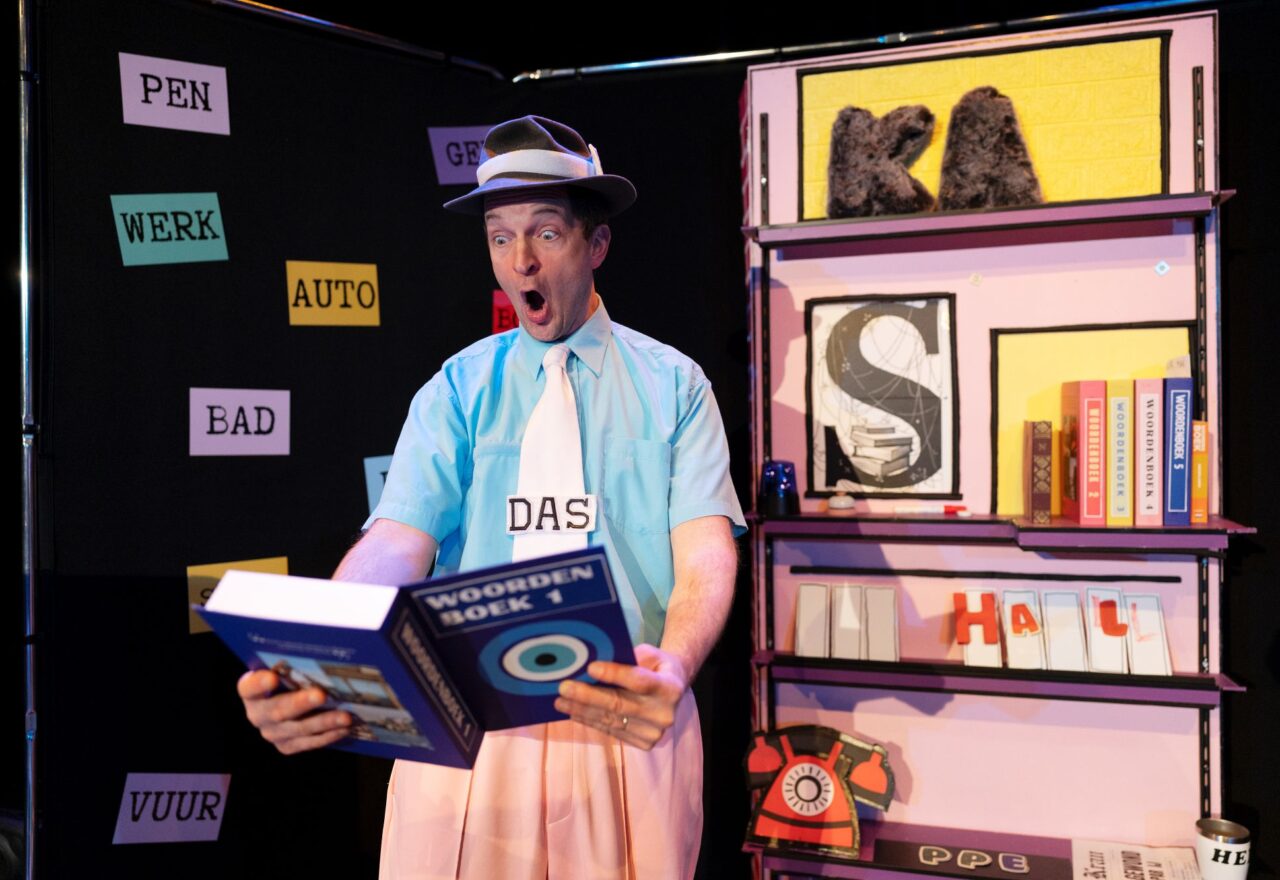 Max Letterman and the Vocabulary (6+) by Studio Dondersteen
