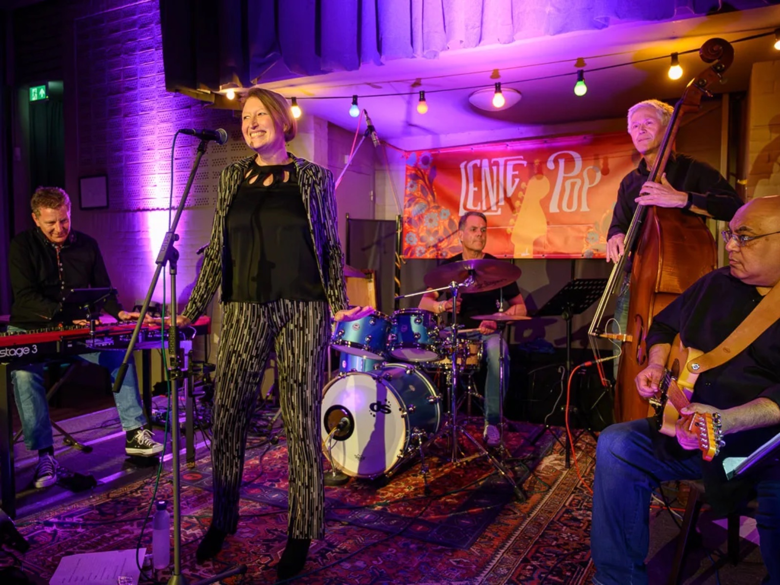 🎷 Jazz & More: Up The Attic — Live Music